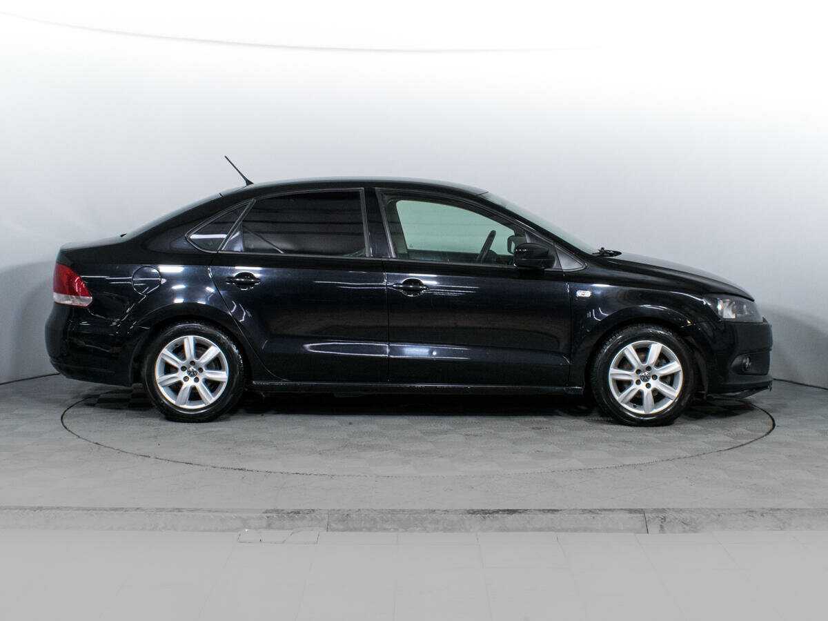Volkswagen Polo с пробегом — 2014 год. Фото: #3