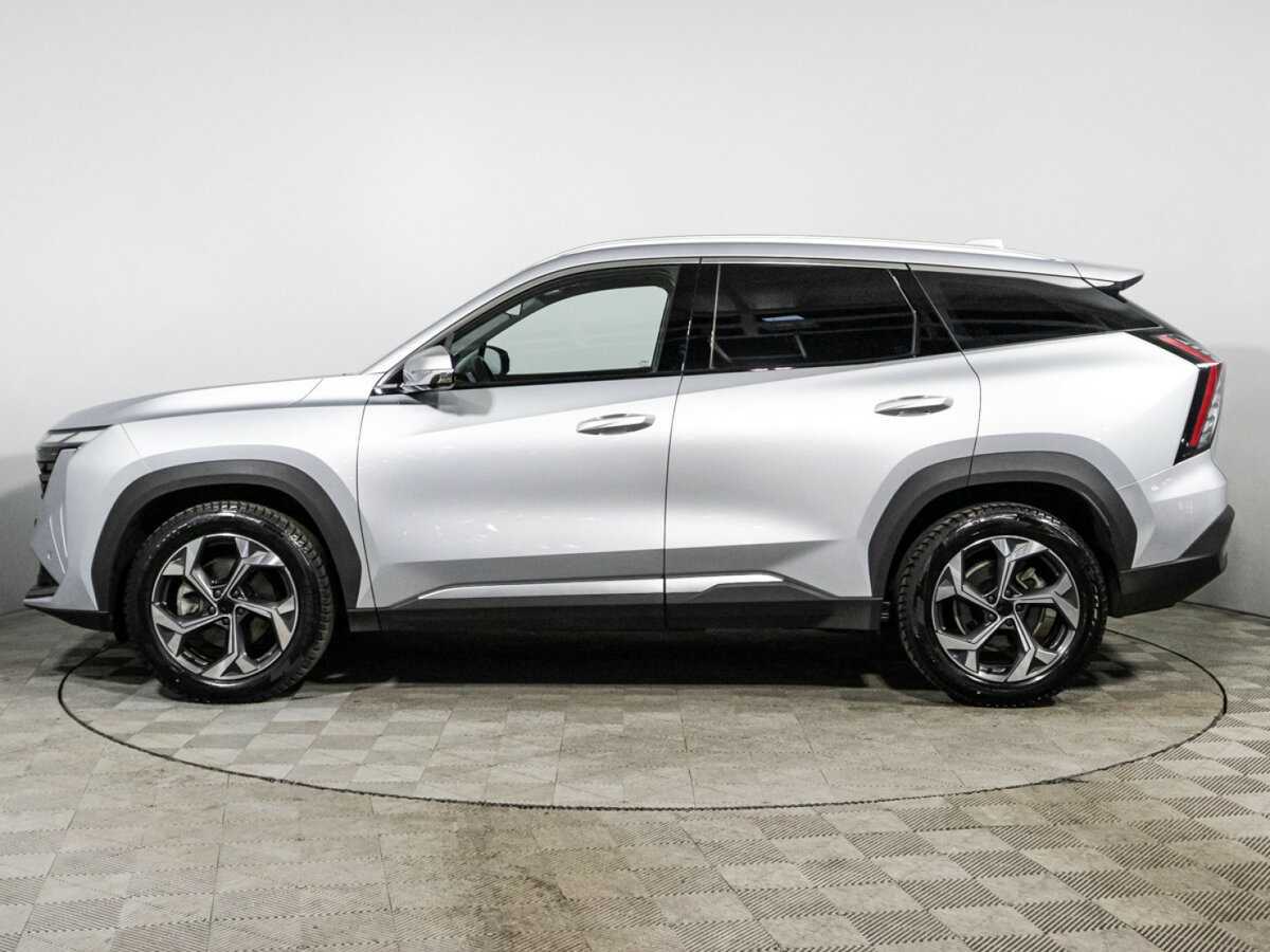 Geely Atlas с пробегом — 2023 год. Фото: #7