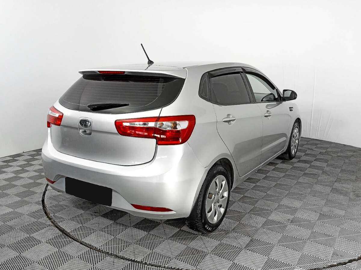 Kia Rio с пробегом — 2012 год. Фото: #4