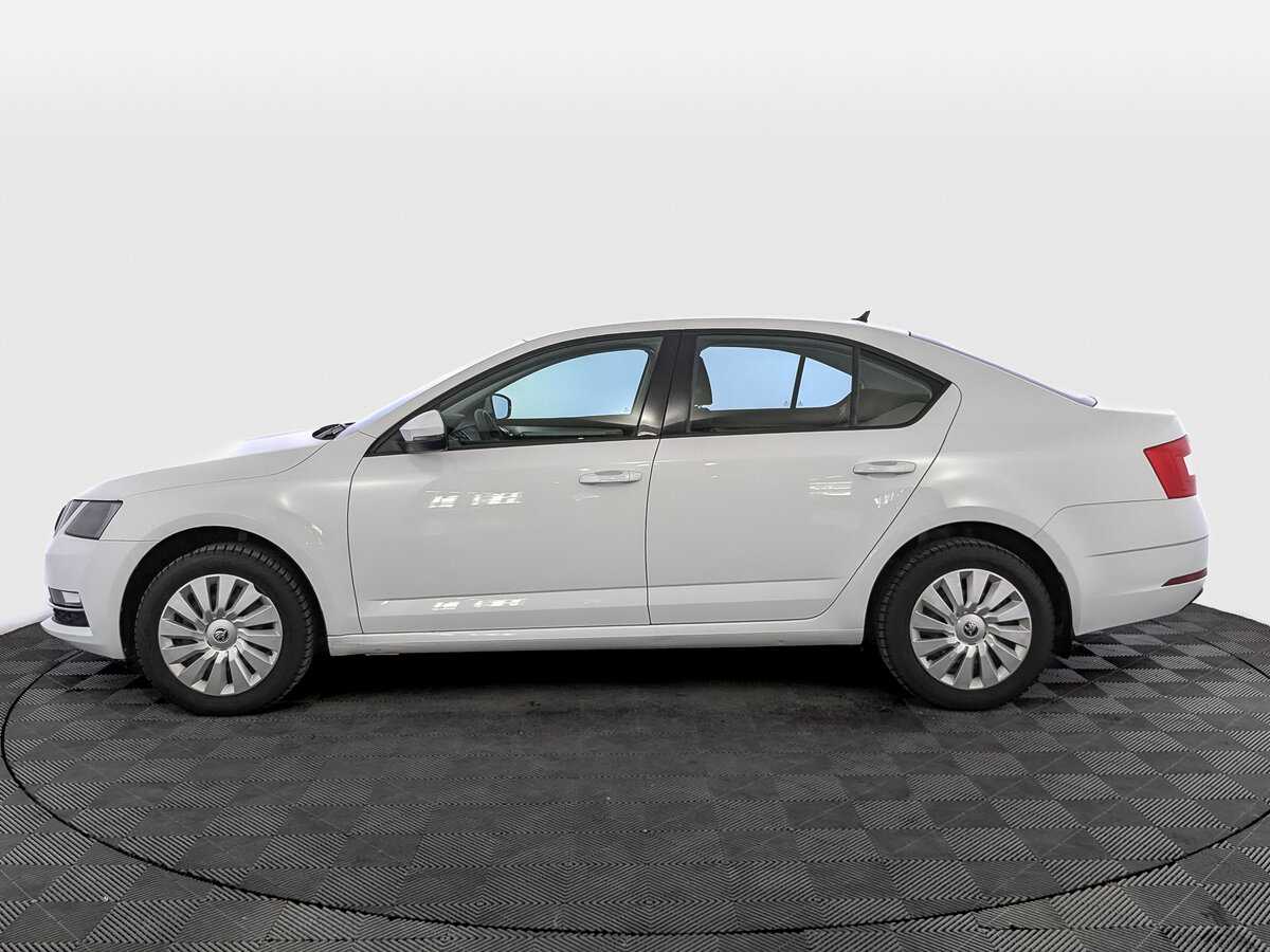 Skoda Octavia с пробегом — 2019 год. Фото: #7