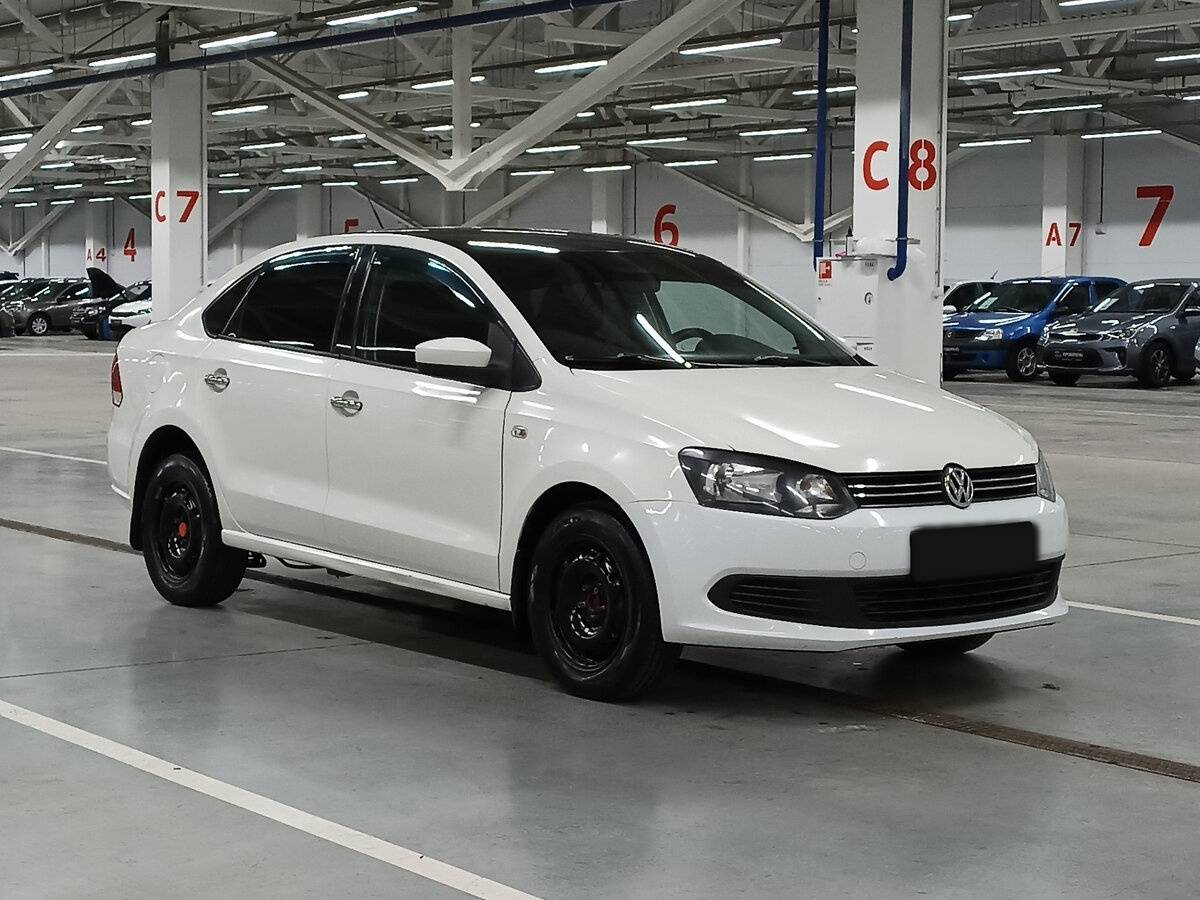 Volkswagen Polo с пробегом — 2013 год. Фото: #2