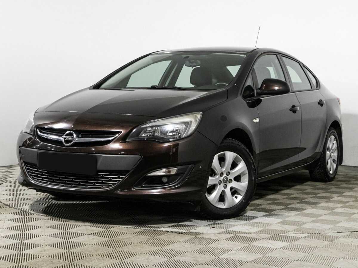 Opel Astra с пробегом — 2014 год. Посмотреть фото
