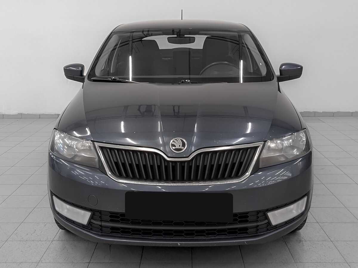 Skoda Rapid с пробегом — 2016 год. Фото: #1