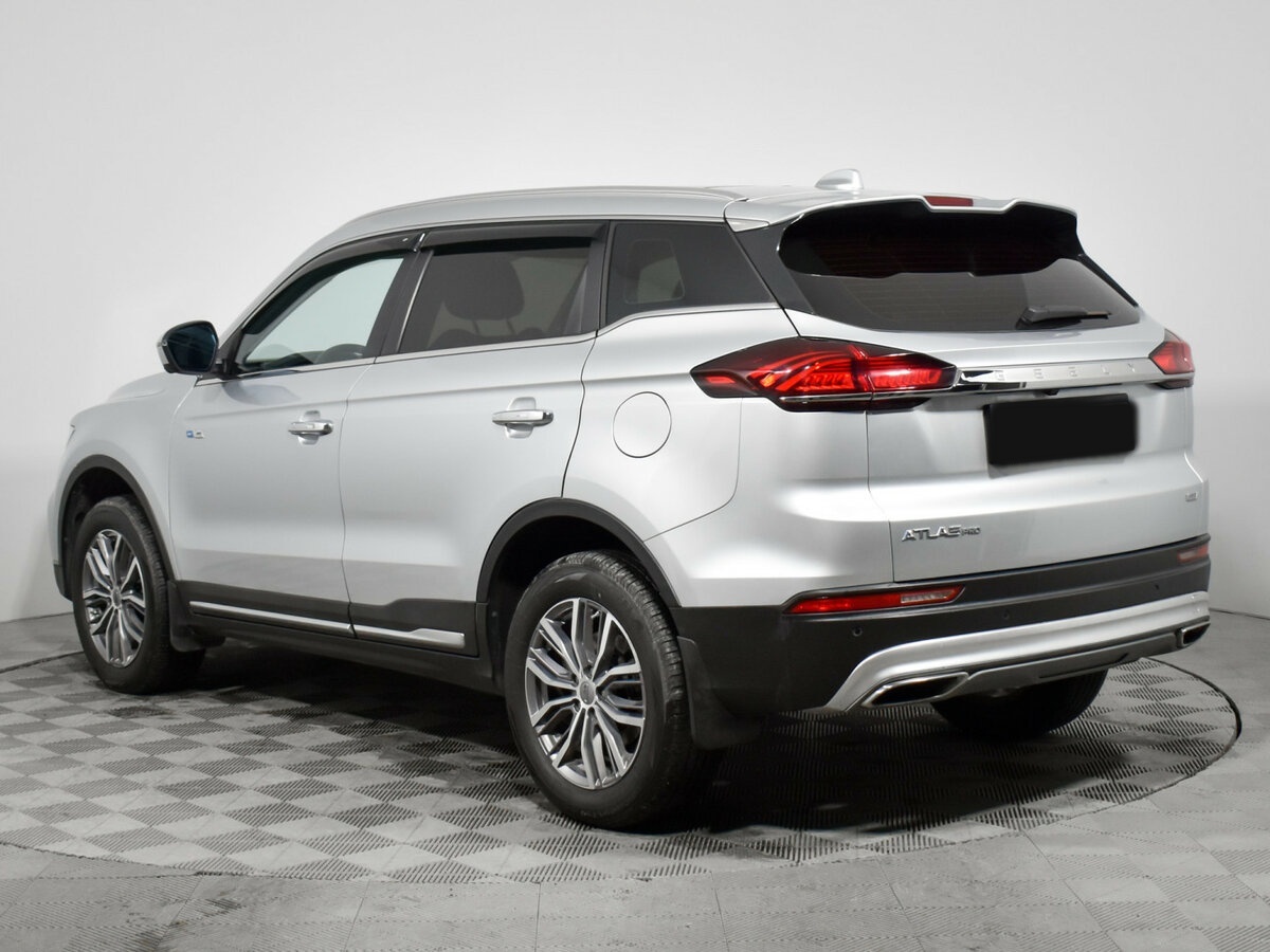 Geely Atlas Pro с пробегом — 2022 год. Фото: #6