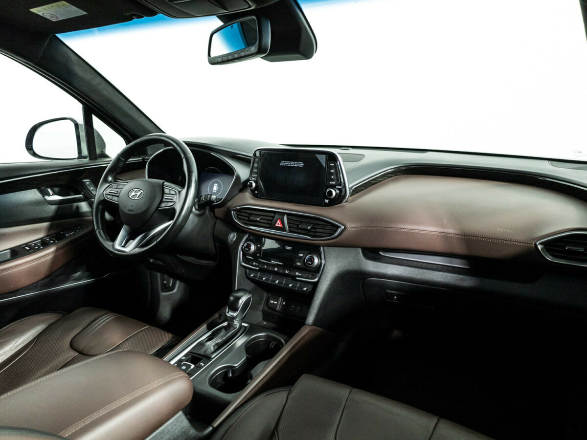 Hyundai Santa Fe с пробегом — 2019 год. Фото: #6