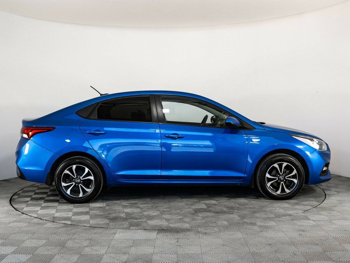 Hyundai Solaris с пробегом — 2018 год. Фото: #3