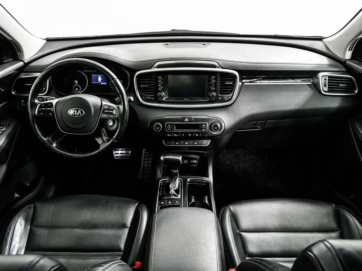 Kia Sorento с пробегом — 2019 год. Фото: #10