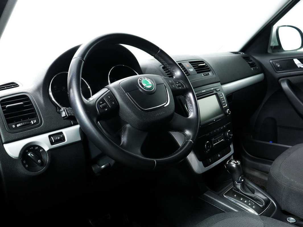 Skoda Yeti с пробегом — 2013 год. Фото: #12