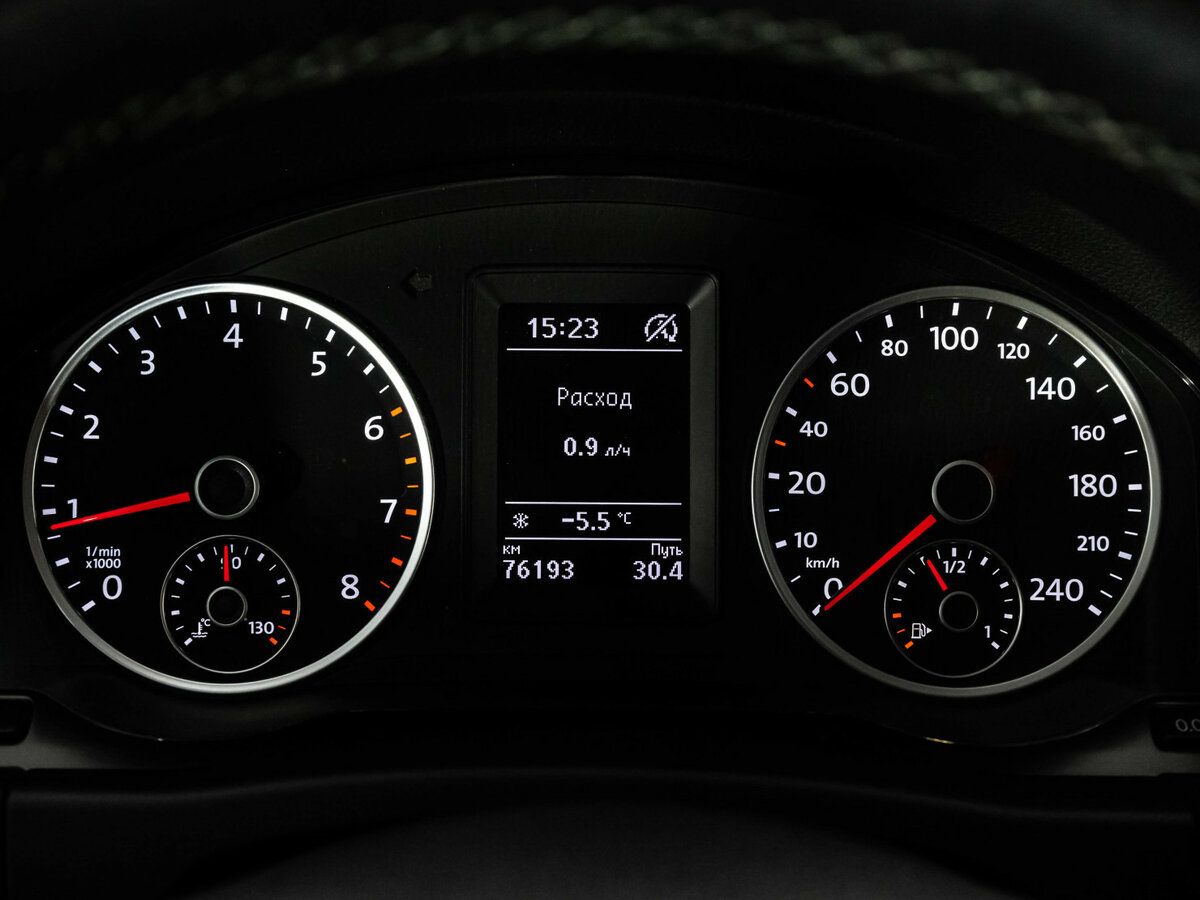 Volkswagen Tiguan с пробегом — 2014 год. Фото: #20