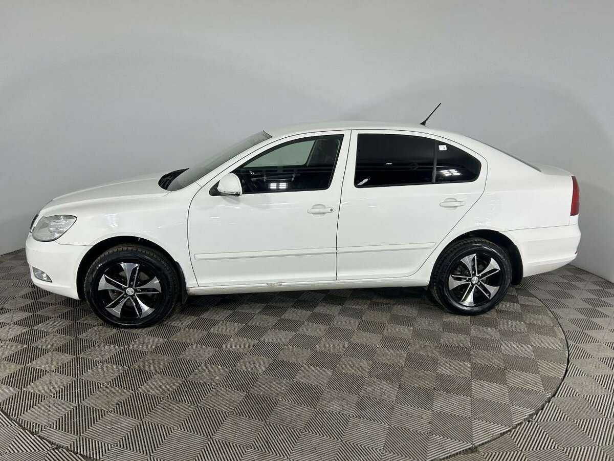 Skoda Octavia с пробегом — 2012 год. Фото: #4
