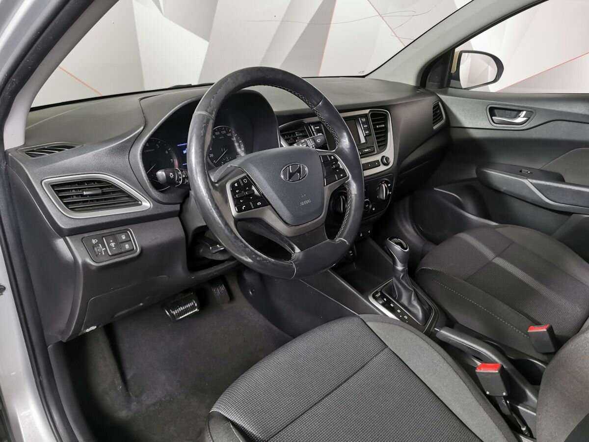 Hyundai Solaris с пробегом — 2018 год. Фото: #13