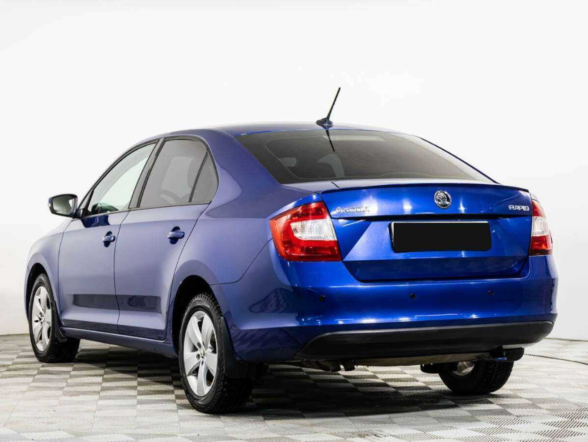 Skoda Rapid с пробегом — 2017 год. Фото: #5