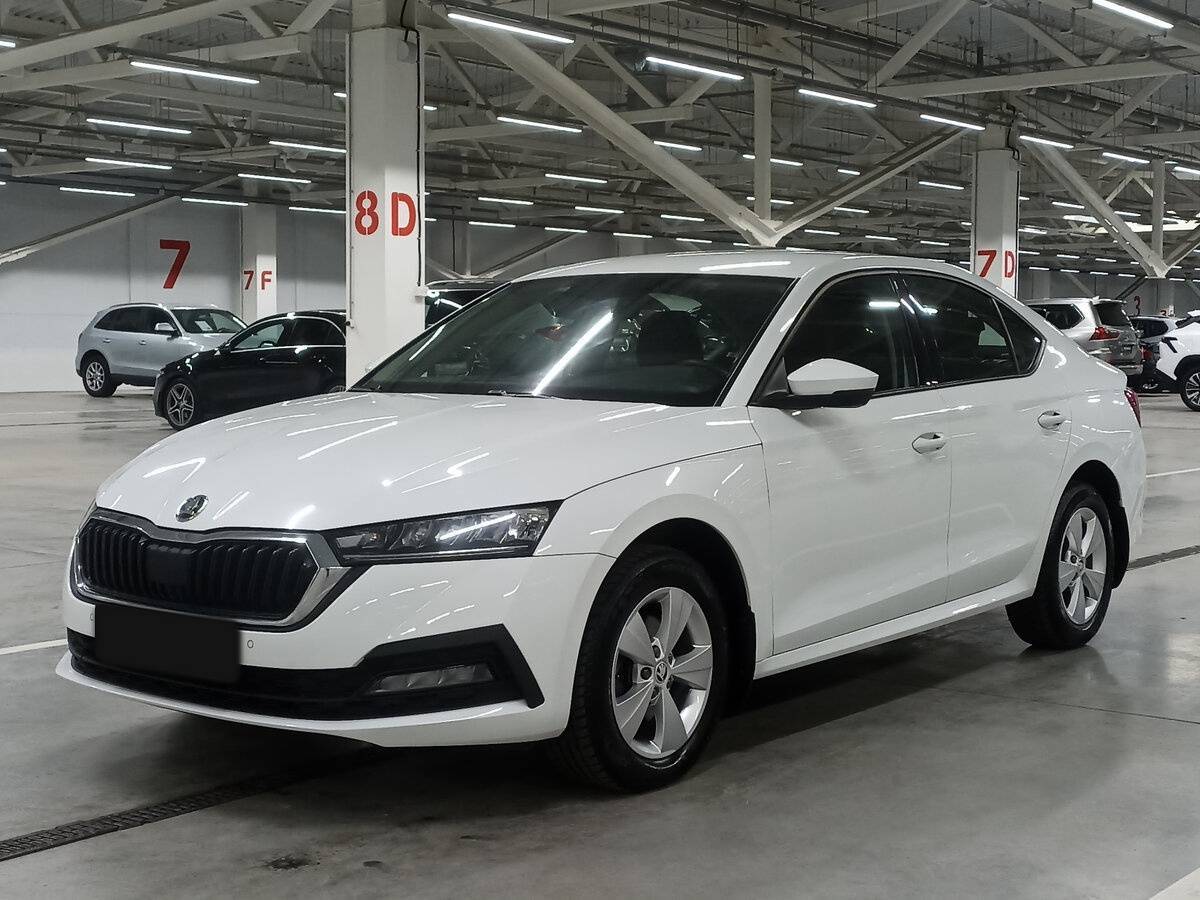 Skoda Octavia с пробегом — 2021 год. Посмотреть фото