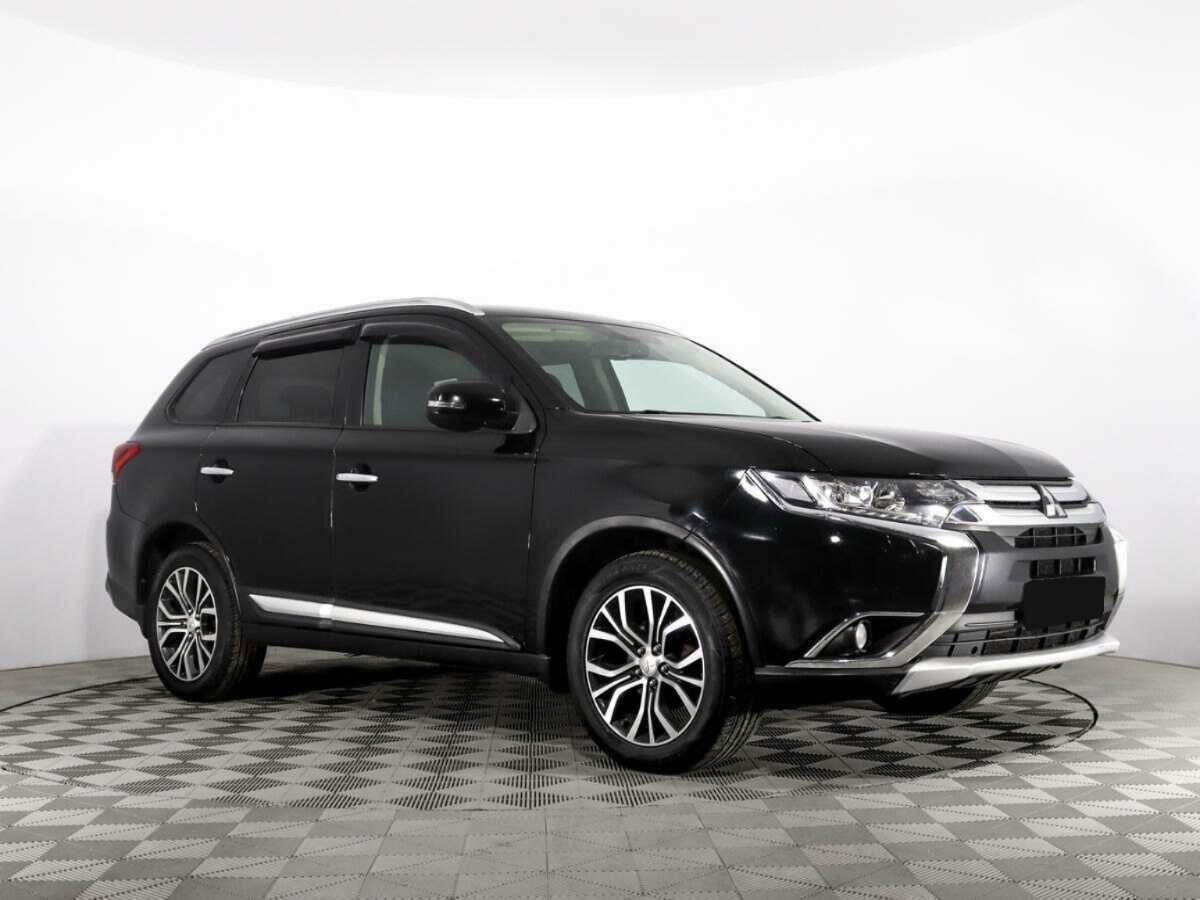 Mitsubishi Outlander с пробегом — 2016 год. Фото: #2