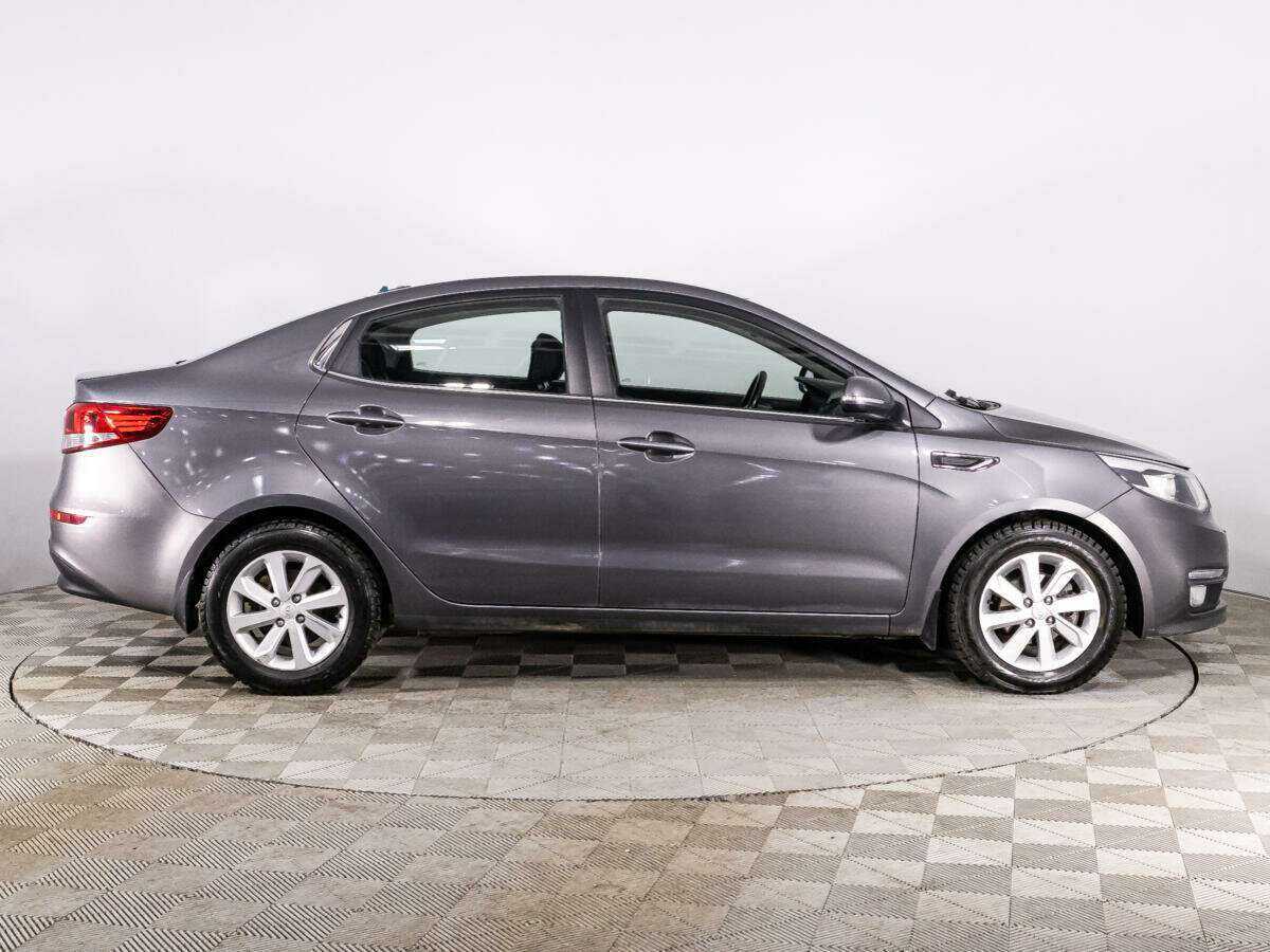 Kia Rio с пробегом — 2017 год. Фото: #3
