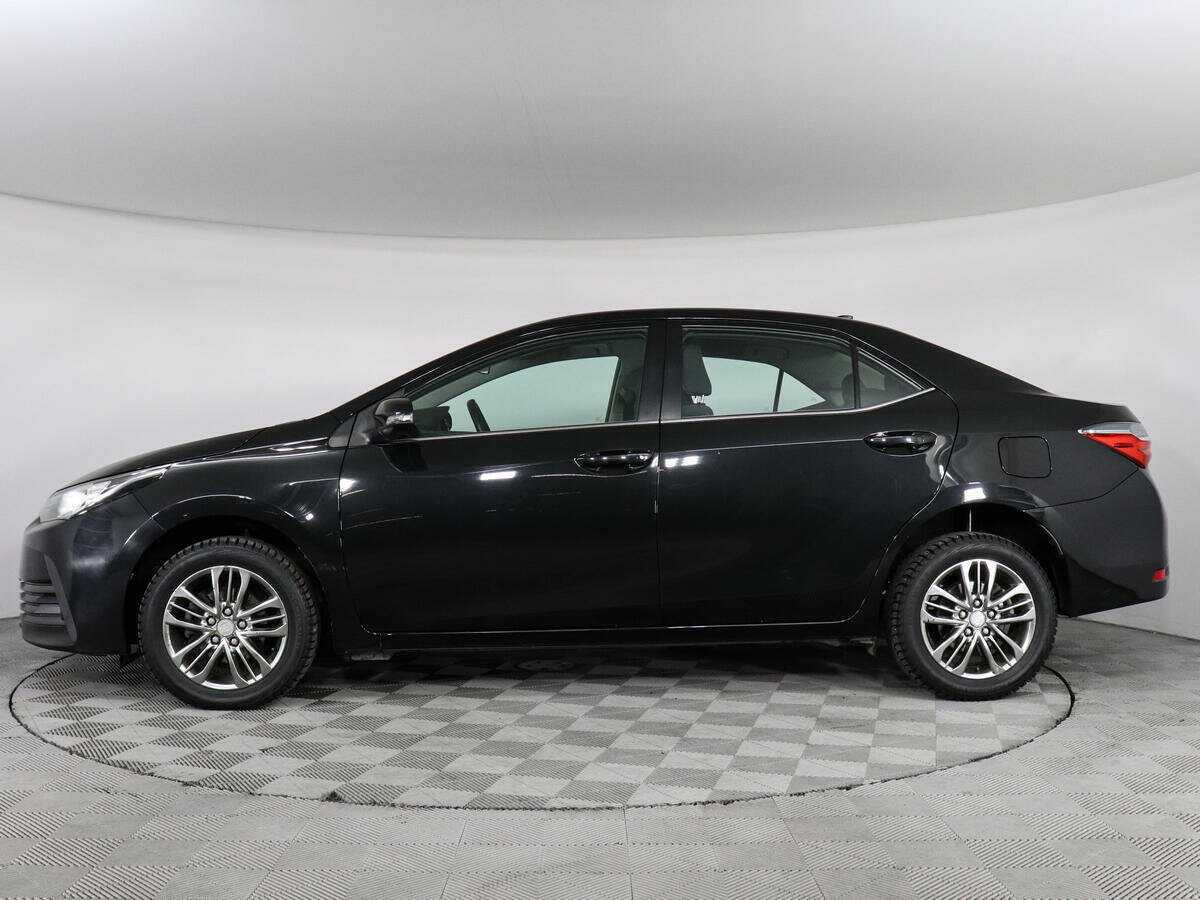 Toyota Corolla с пробегом — 2017 год. Фото: #7