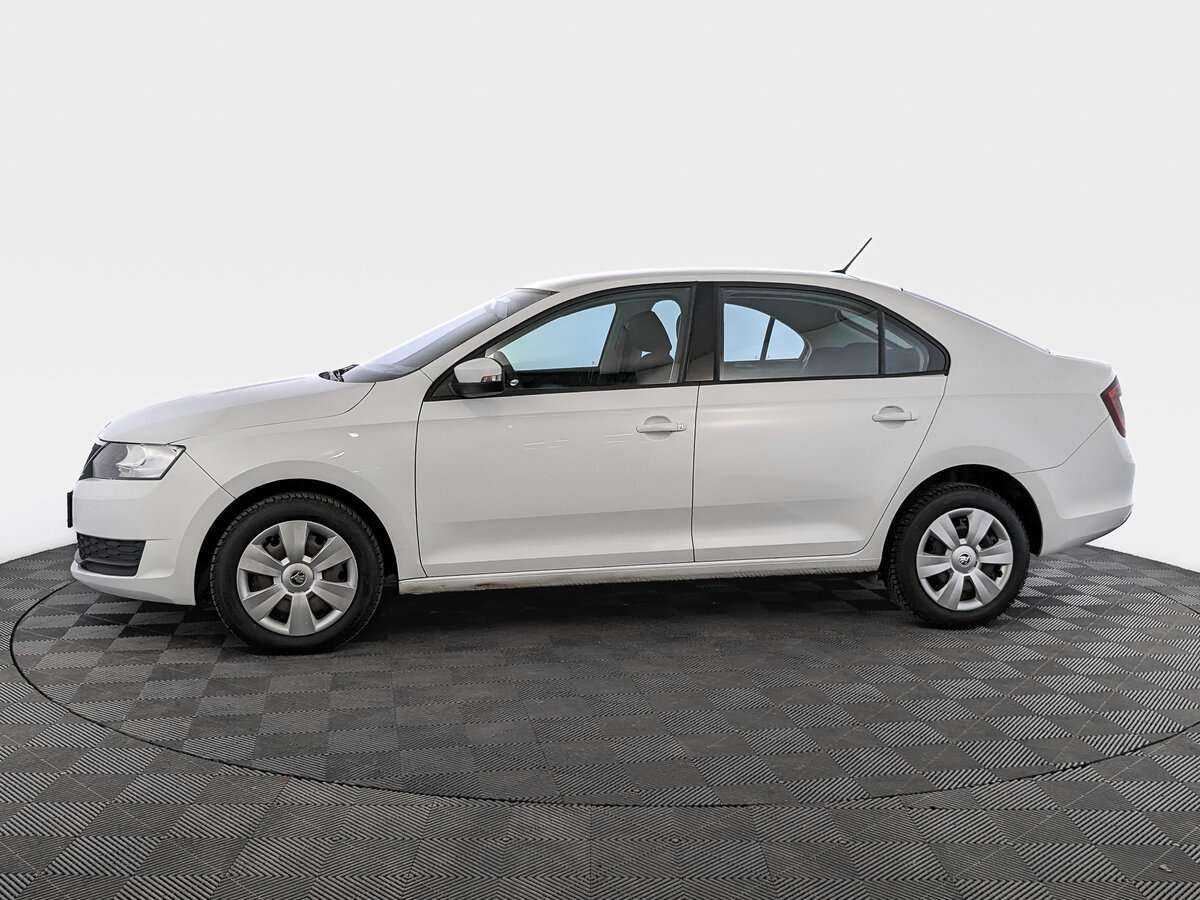 Skoda Rapid с пробегом — 2018 год. Фото: #7