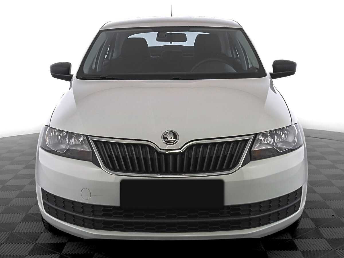 Skoda Rapid с пробегом — 2017 год. Фото: #1