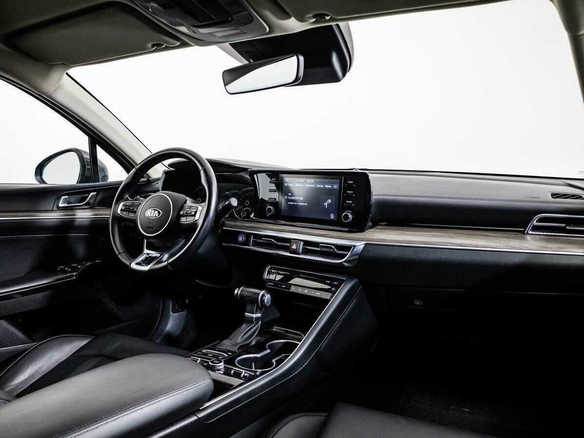 Kia K5 с пробегом — 2020 год. Фото: #6