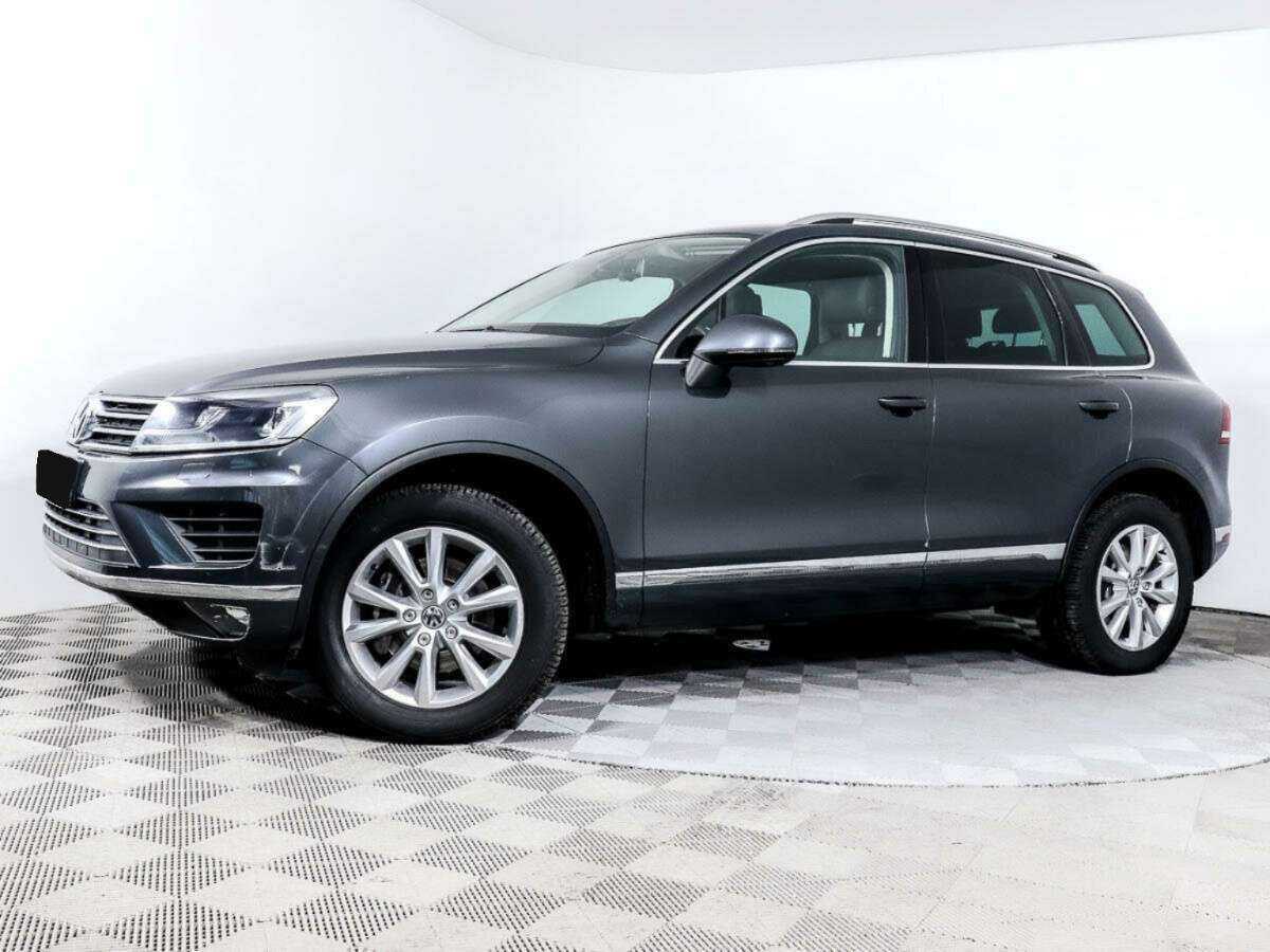Volkswagen Touareg с пробегом — 2016 год. Фото: #0