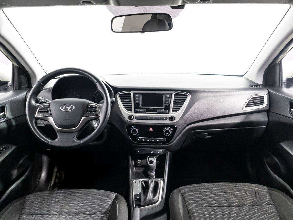 Hyundai Solaris с пробегом — 2019 год. Фото: #12