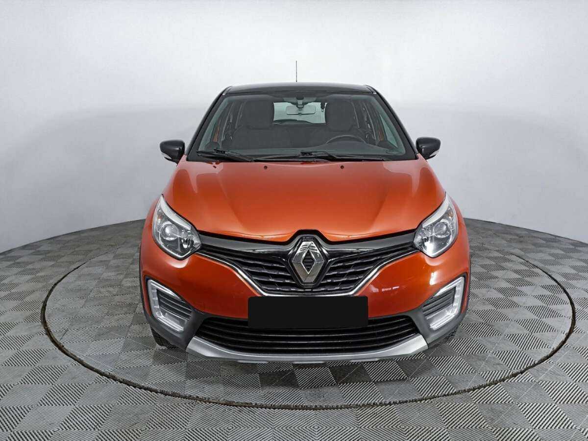 Renault Kaptur с пробегом — 2016 год. Фото: #1