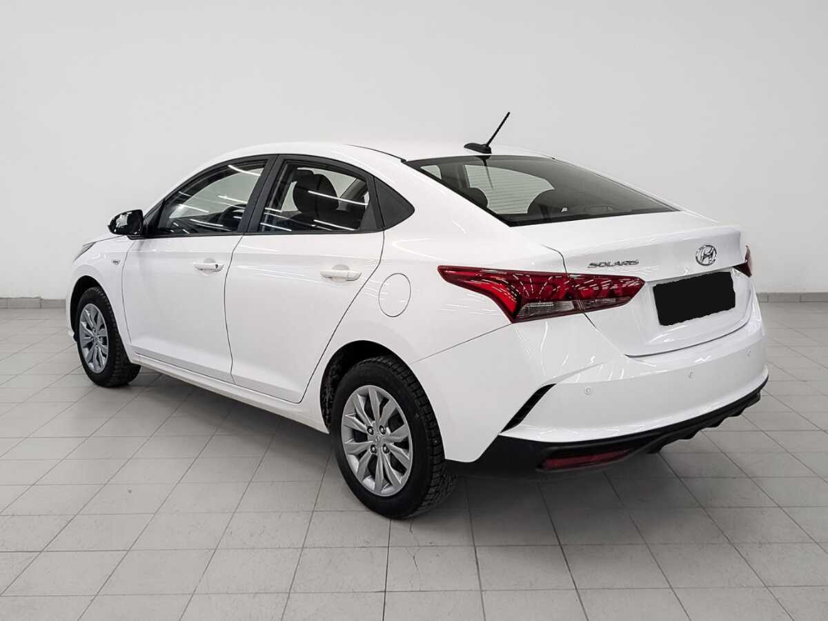 Hyundai Solaris с пробегом — 2021 год. Фото: #6