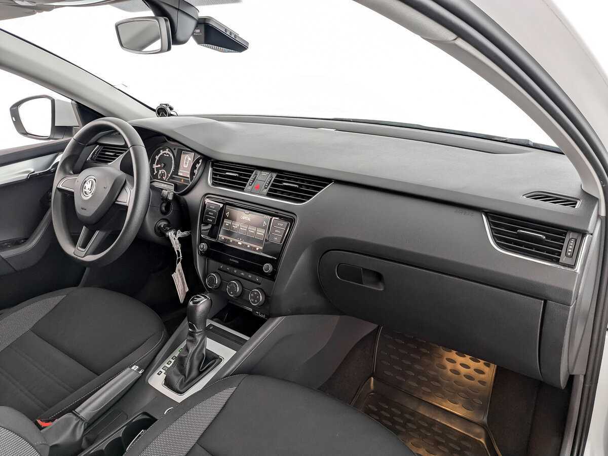 Skoda Octavia с пробегом — 2019 год. Фото: #10