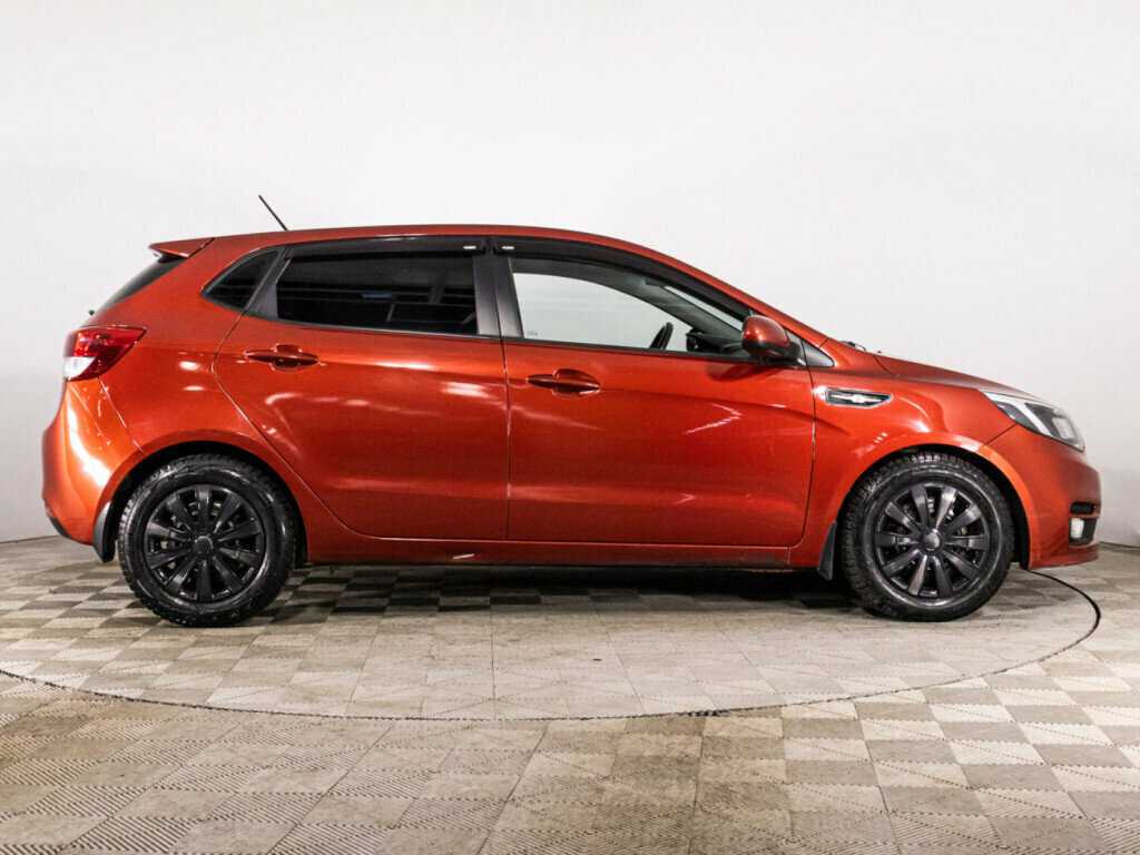 Kia Rio с пробегом — 2015 год. Фото: #3