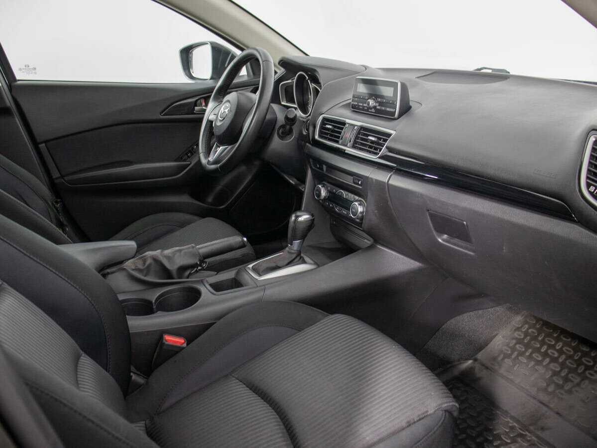 Mazda 3 с пробегом — 2014 год. Фото: #8