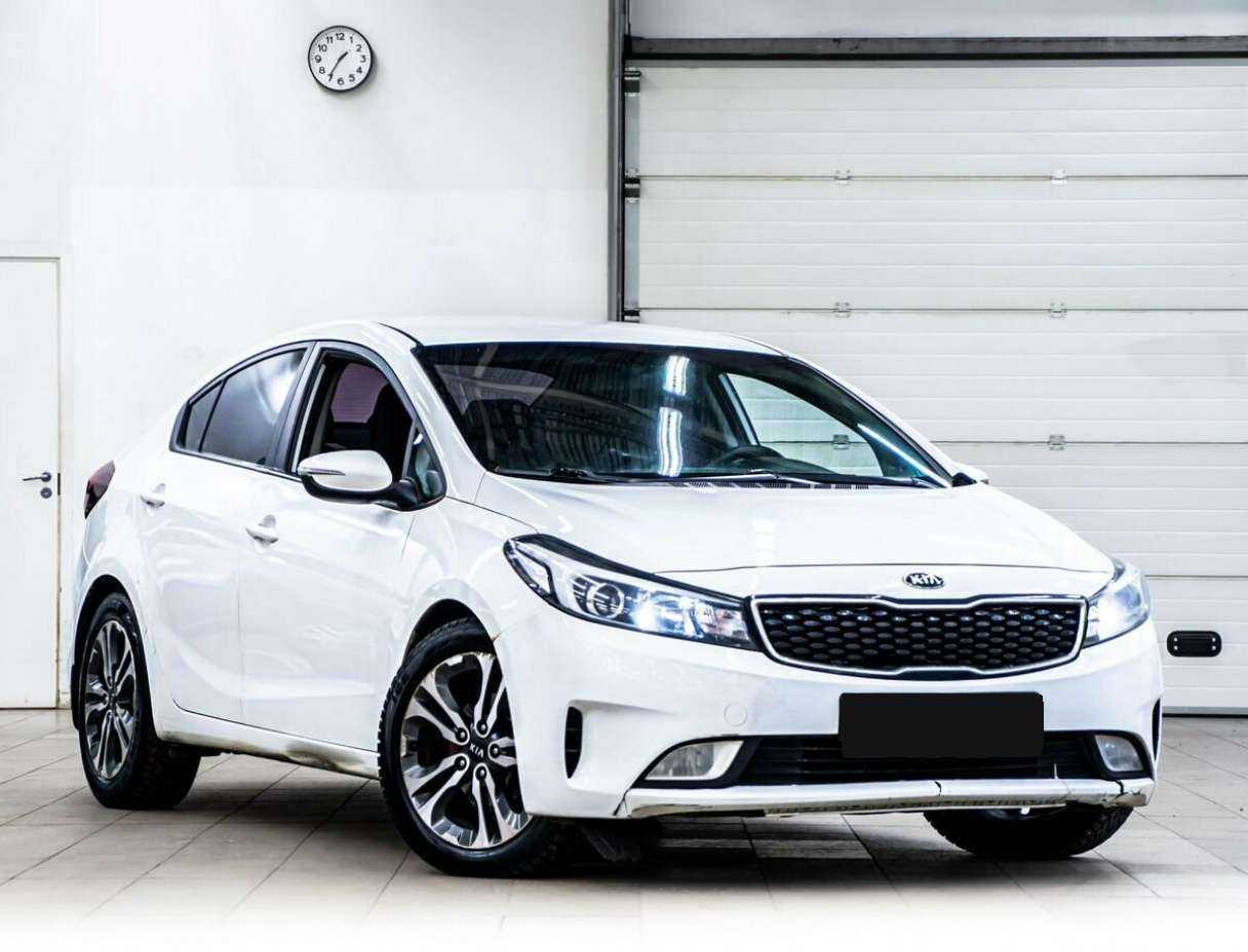 Kia Cerato с пробегом — 2017 год. Фото: #1