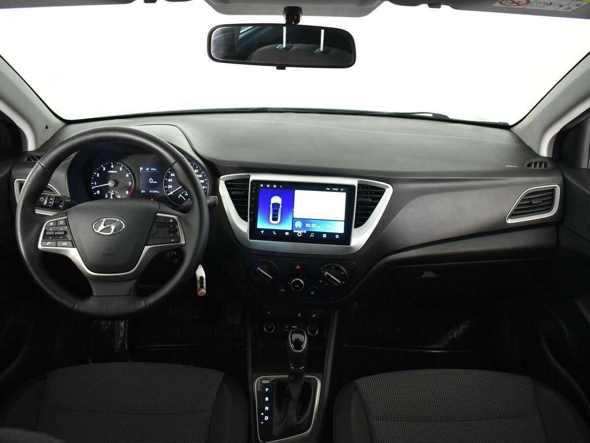Hyundai Solaris с пробегом — 2017 год. Фото: #8
