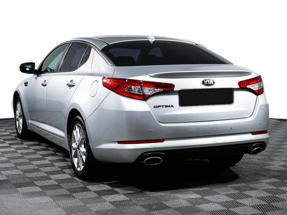 Kia Optima с пробегом — 2012 год. Фото: #6