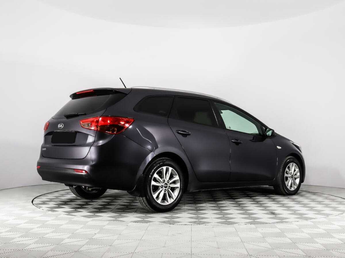Kia Ceed с пробегом — 2014 год. Фото: #4