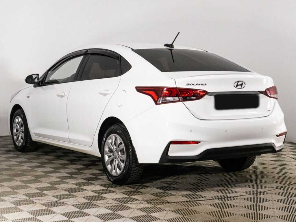 Hyundai Solaris с пробегом — 2017 год. Фото: #6