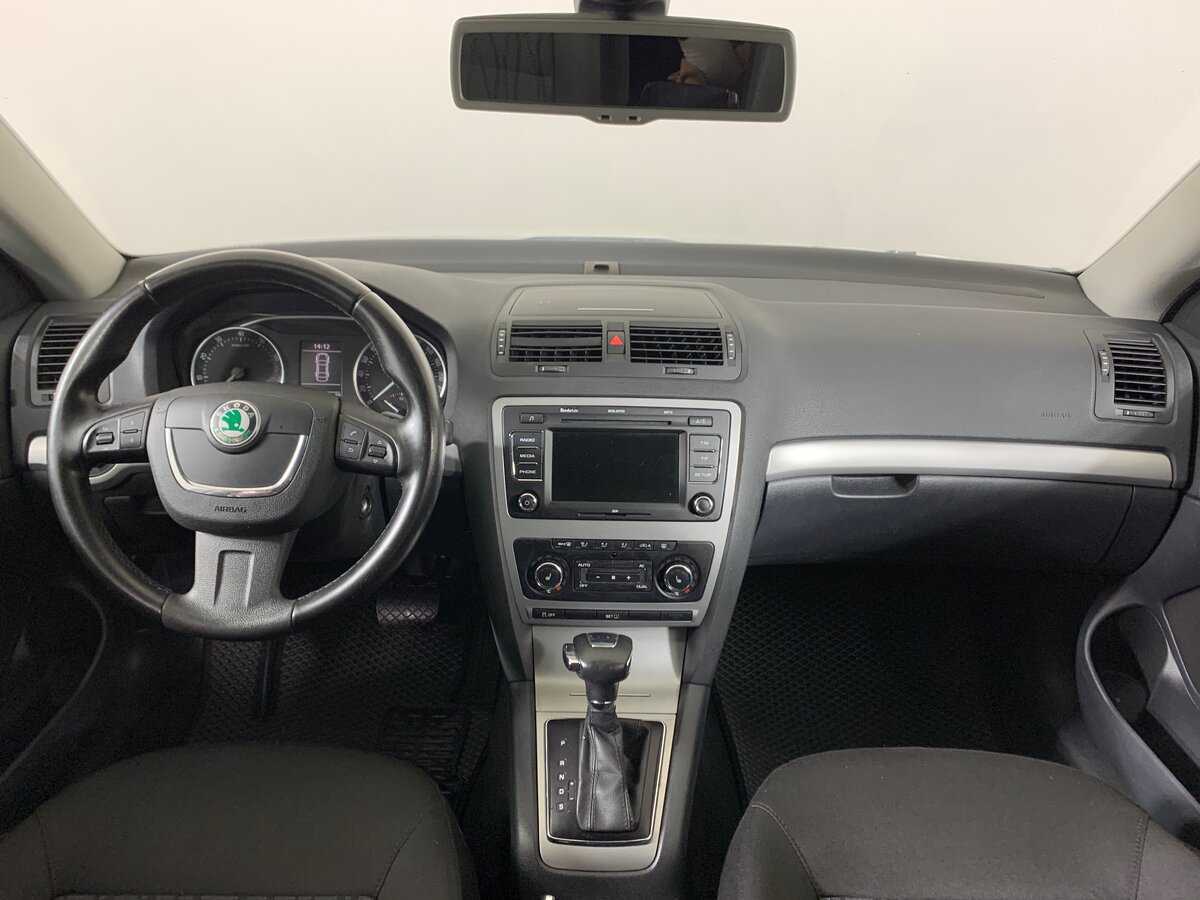 Skoda Octavia с пробегом — 2012 год. Фото: #11
