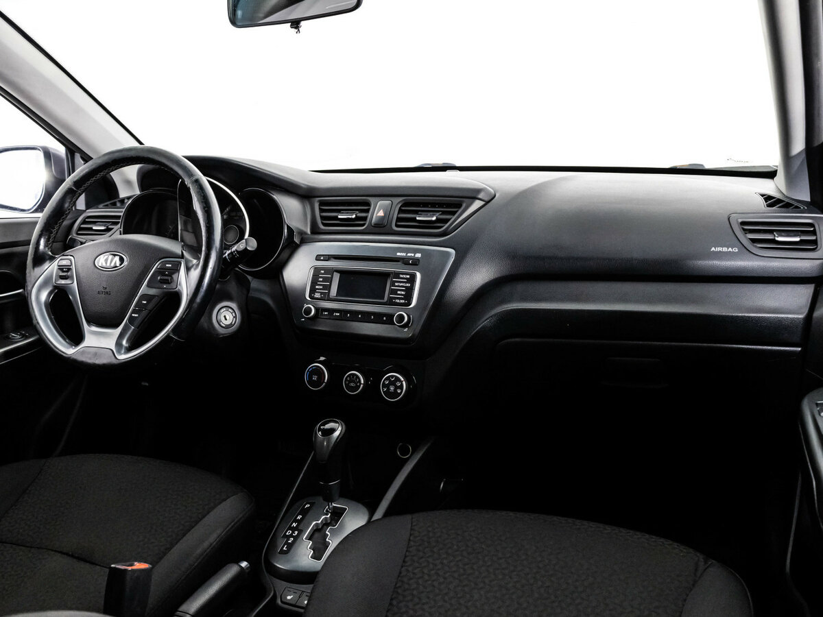 Kia Rio с пробегом — 2015 год. Фото: #6