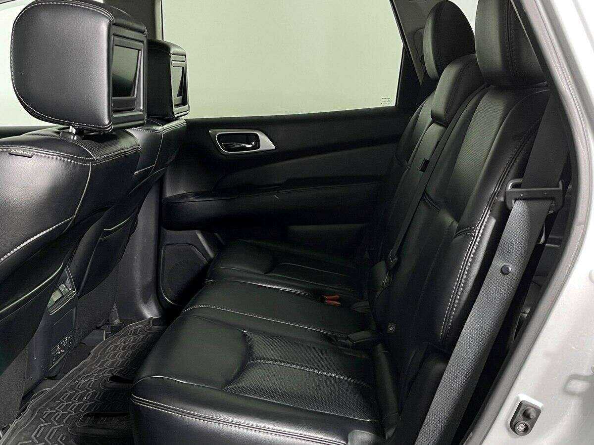 Nissan Pathfinder с пробегом — 2015 год. Фото: #6