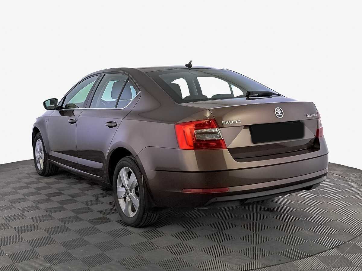 Skoda Octavia с пробегом — 2020 год. Фото: #6