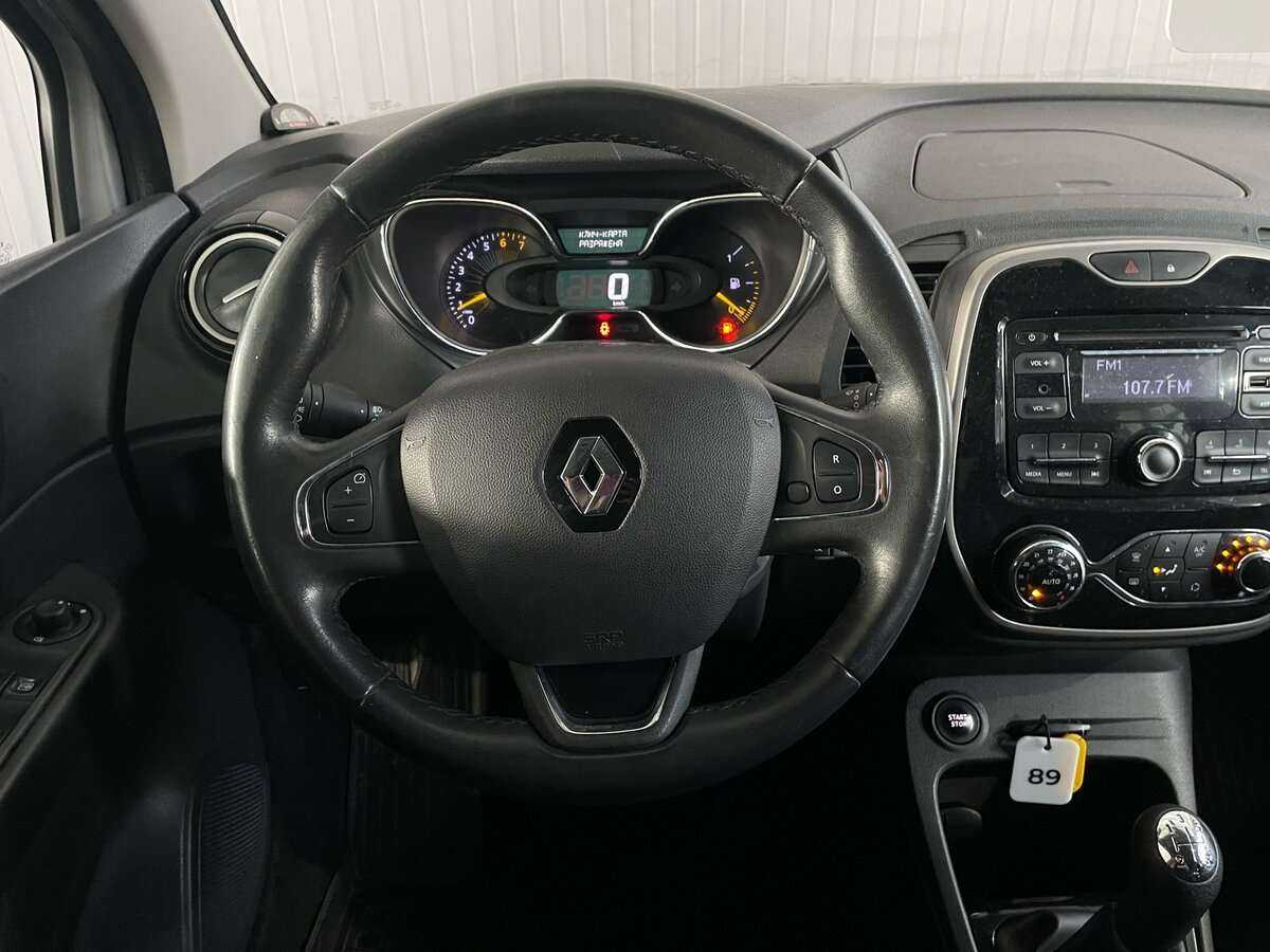Renault Kaptur с пробегом — 2016 год. Фото: #9