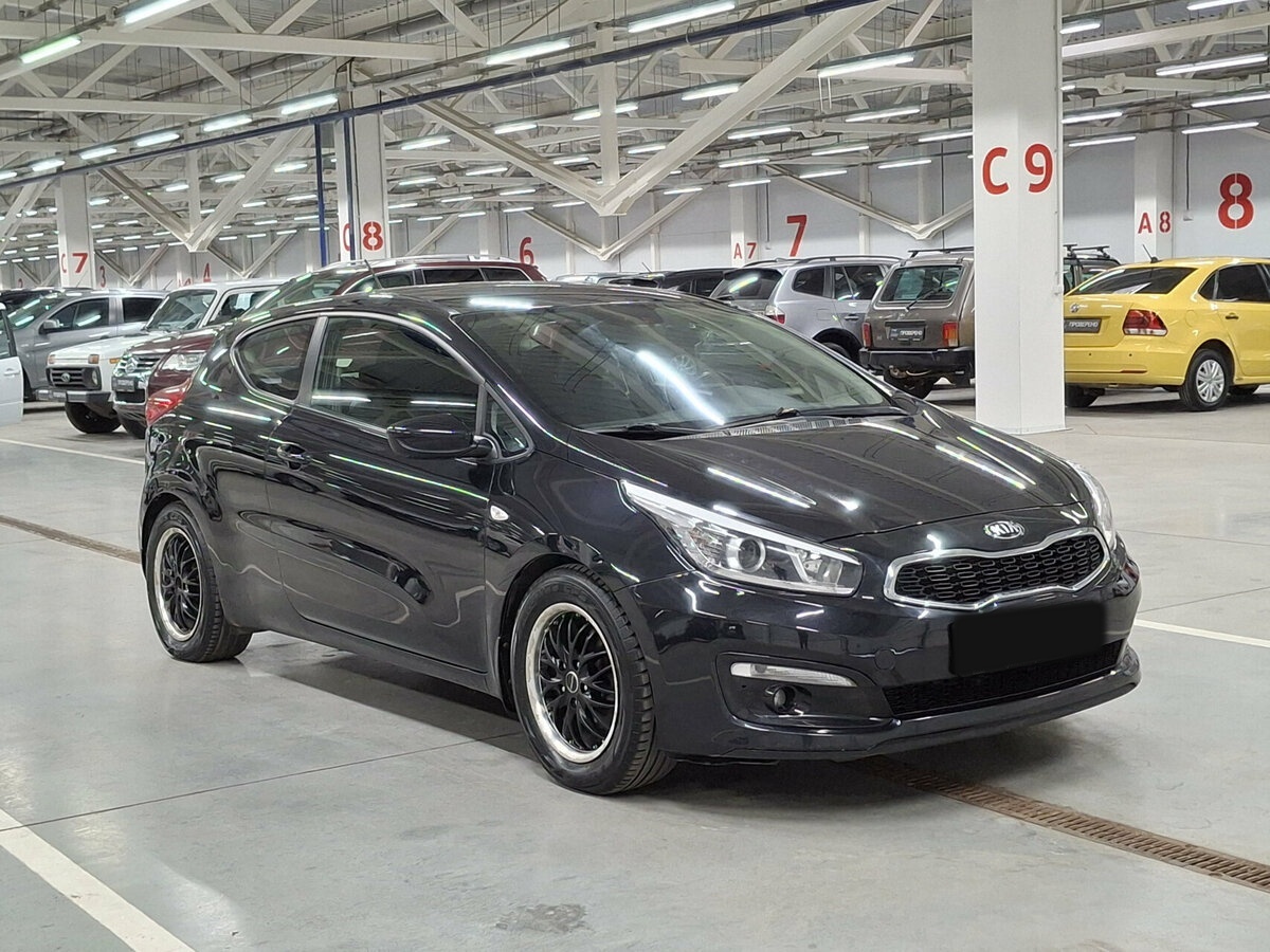 Kia Ceed с пробегом — 2015 год. Фото: #2