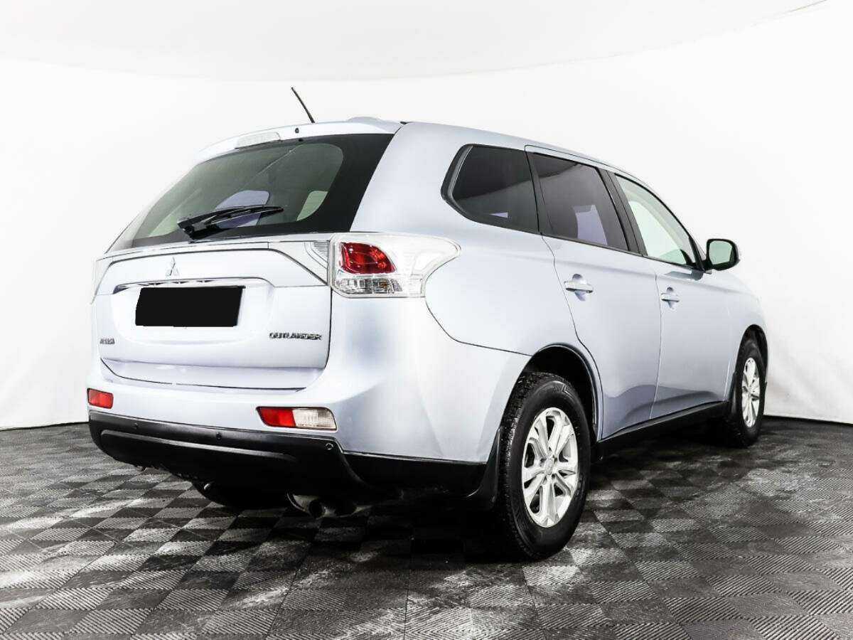 Mitsubishi Outlander с пробегом — 2012 год. Фото: #4