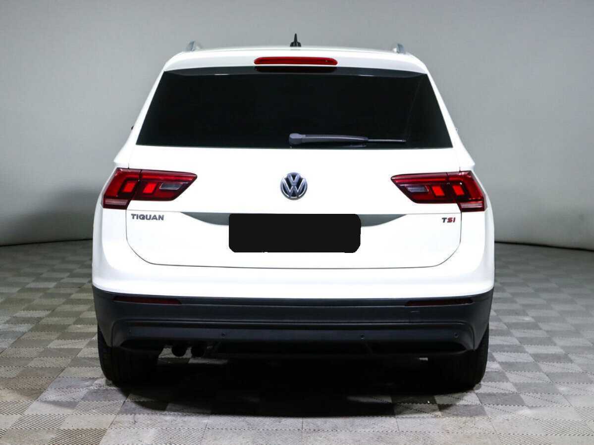 Volkswagen Tiguan с пробегом — 2017 год. Фото: #4