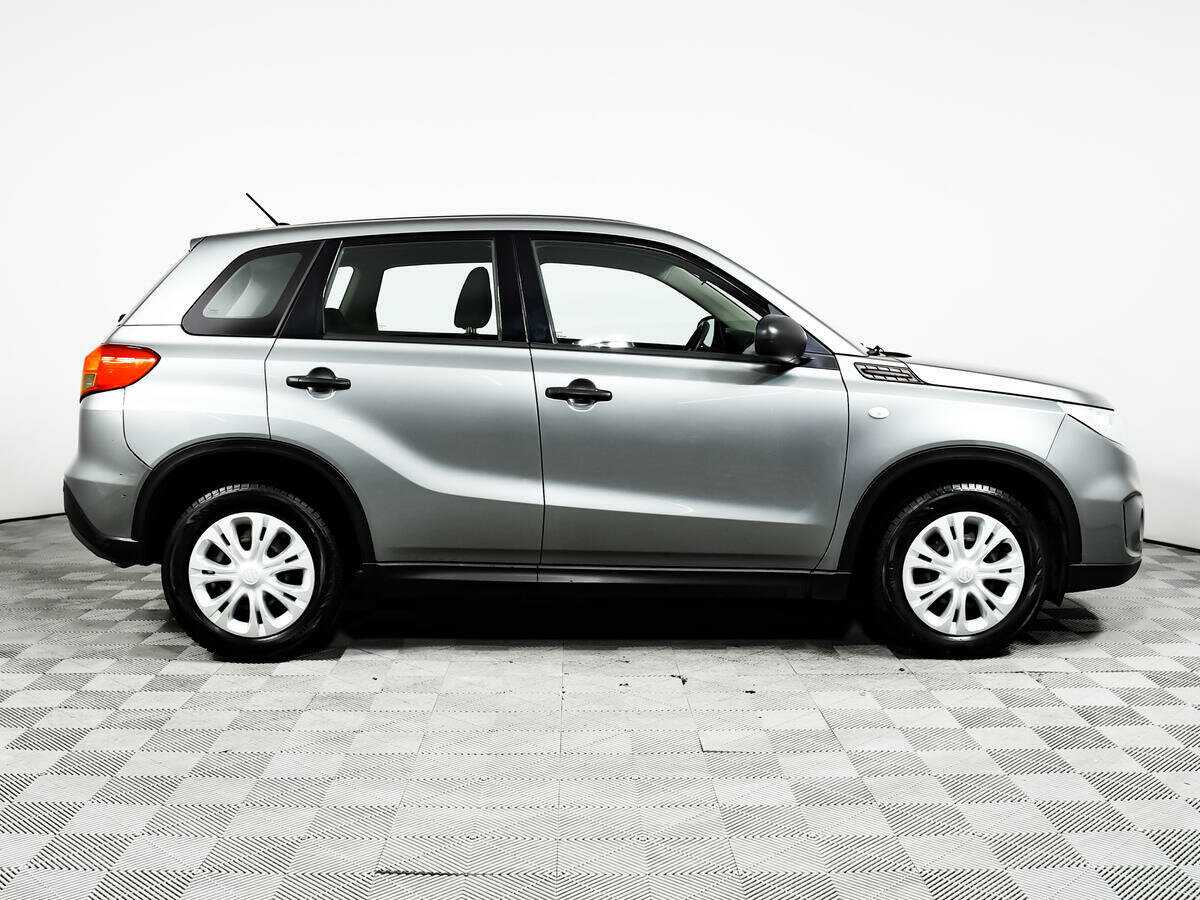 Suzuki Vitara с пробегом — 2016 год. Фото: #3