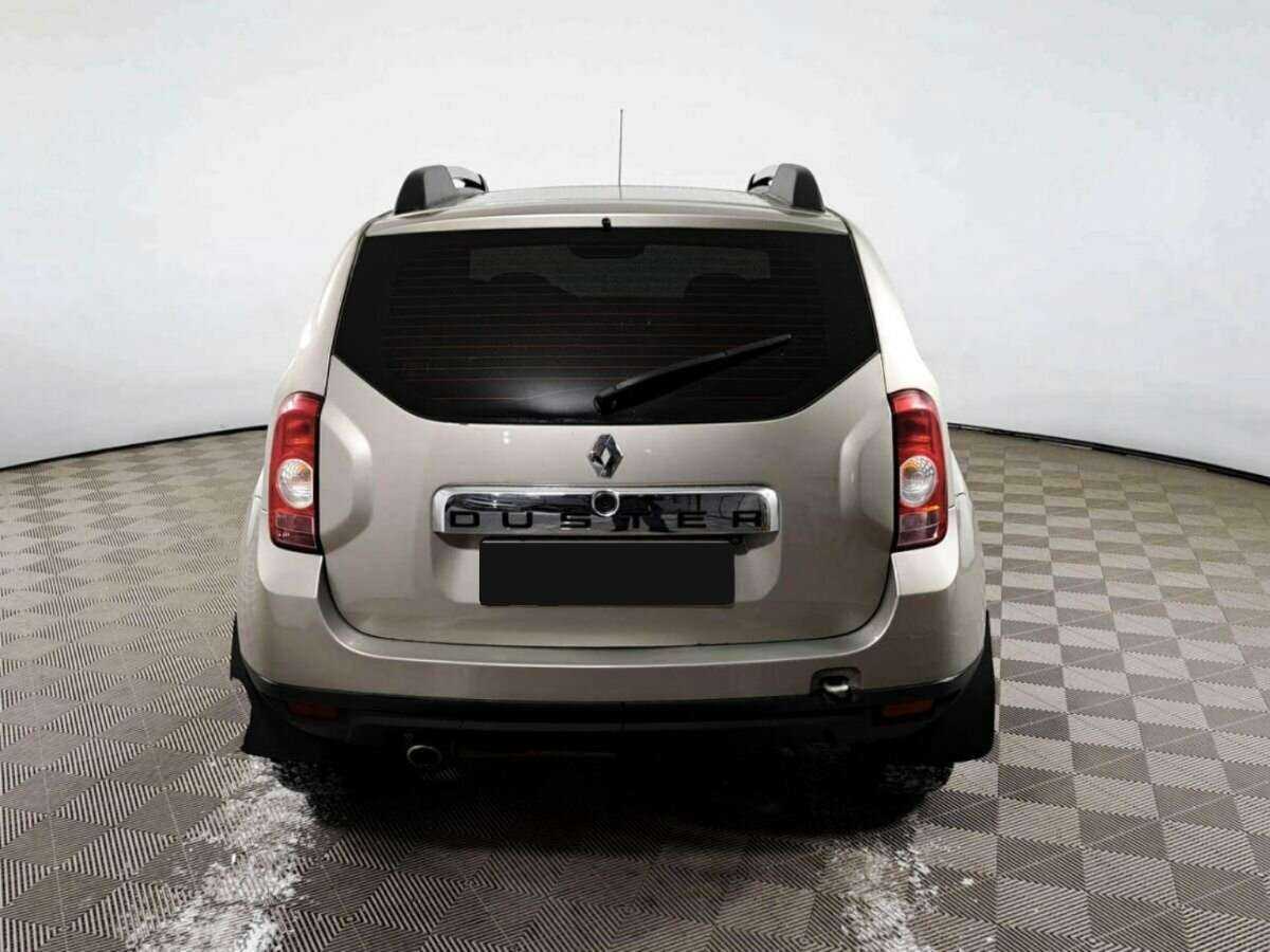 Renault Duster с пробегом — 2012 год. Фото: #5
