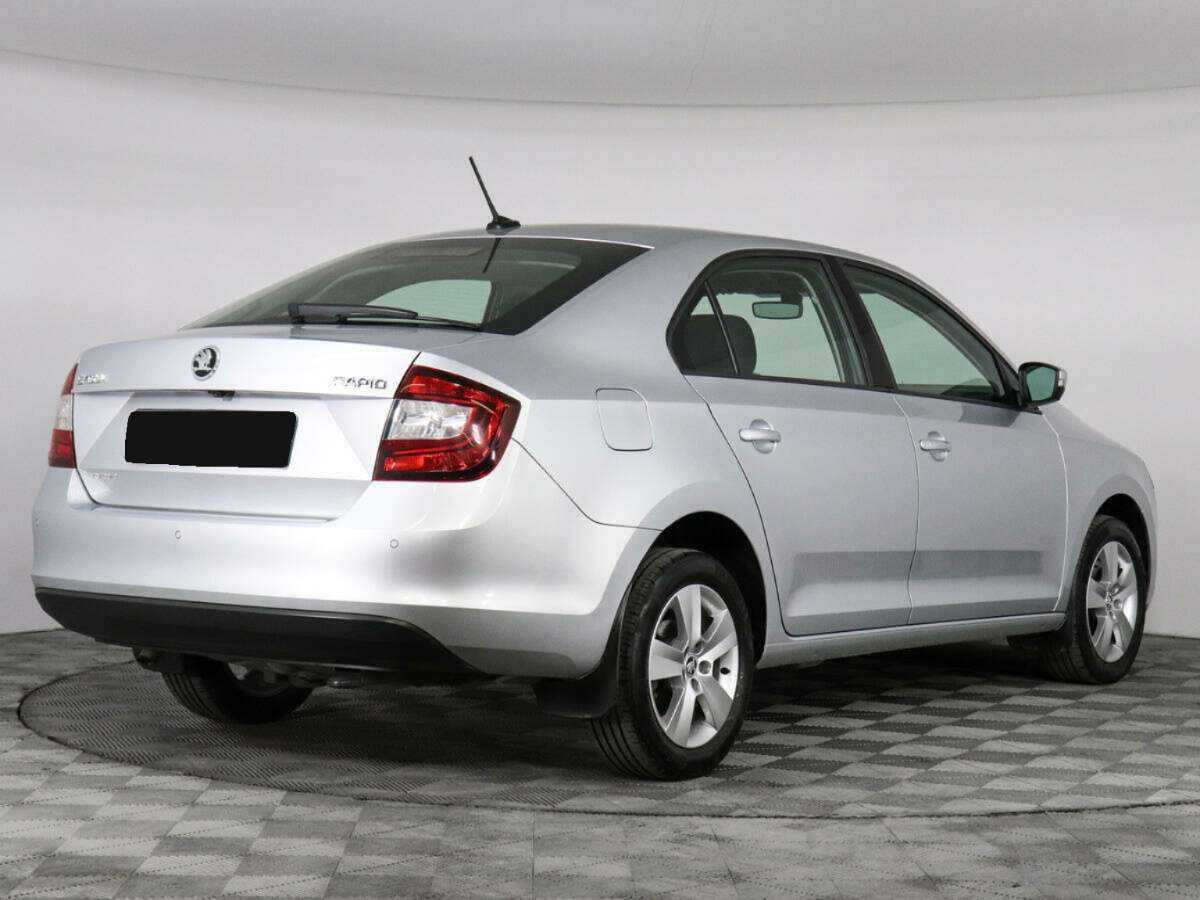 Skoda Rapid с пробегом — 2019 год. Фото: #4