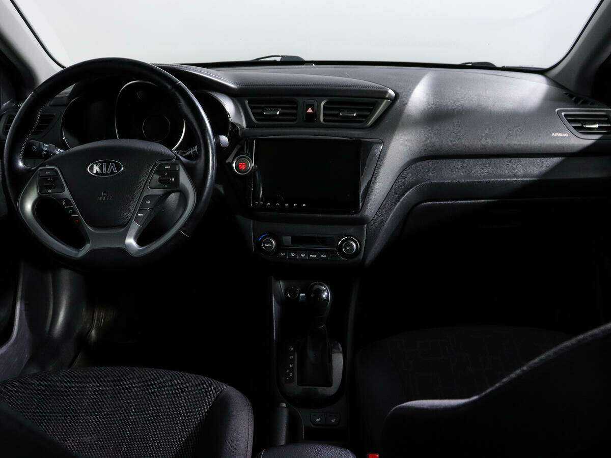 Kia Rio с пробегом — 2016 год. Фото: #9