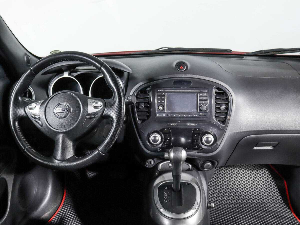 Nissan Juke с пробегом — 2012 год. Фото: #11