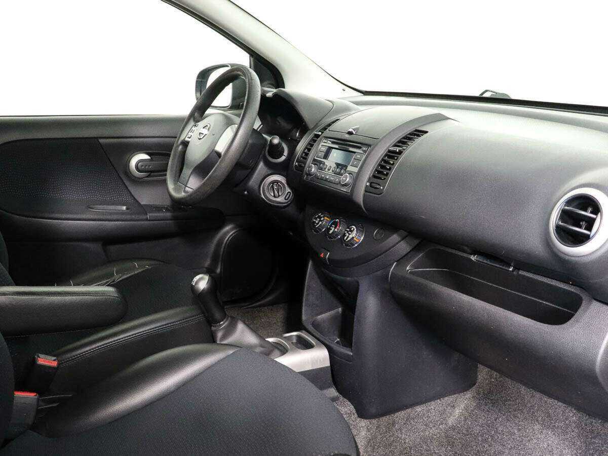 Nissan Note с пробегом — 2012 год. Фото: #6
