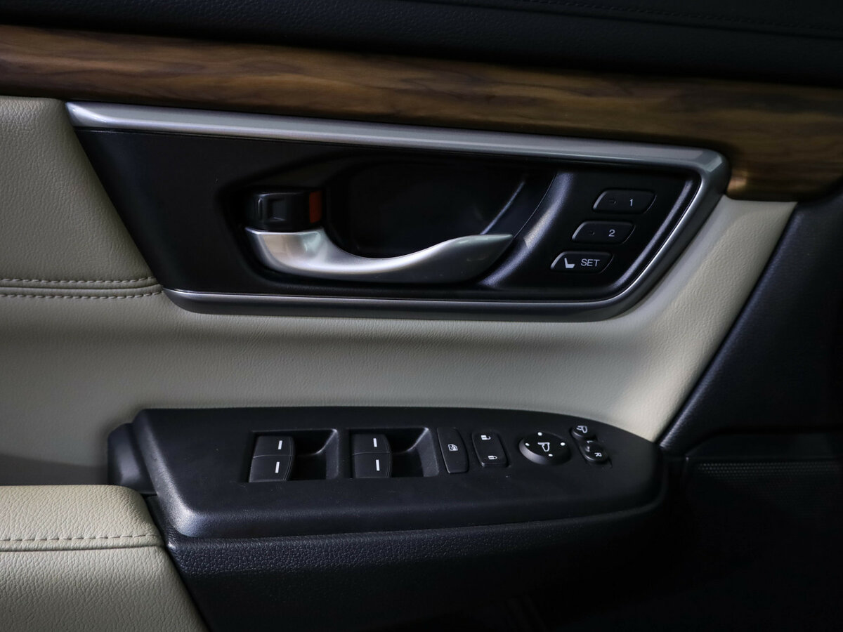 Honda CR-V с пробегом — 2018 год. Фото: #10